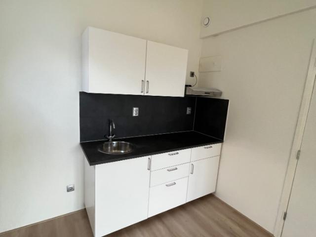 Studio Studio Surface Area: 30m2 Available from: 2026 04 15
