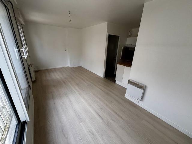 STUDIO ST LEU FAC AMIENS