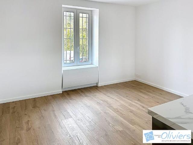 STUDIO ST REMY LES CHEVREUSE 1 pièce s 25.68 m2
