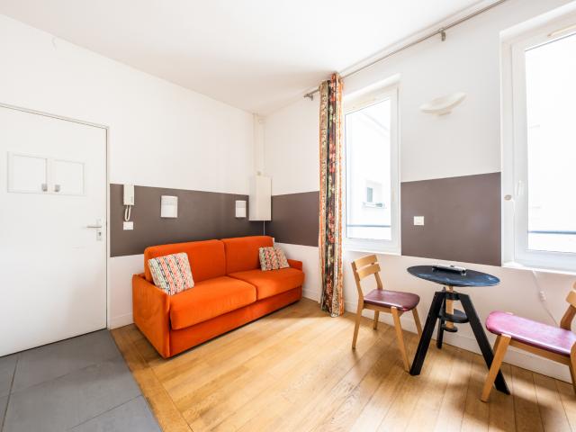 STUDIO STATUT RÉSIDENCE HOTELIÈRE PLEIN COEUR MONTORGUEIL