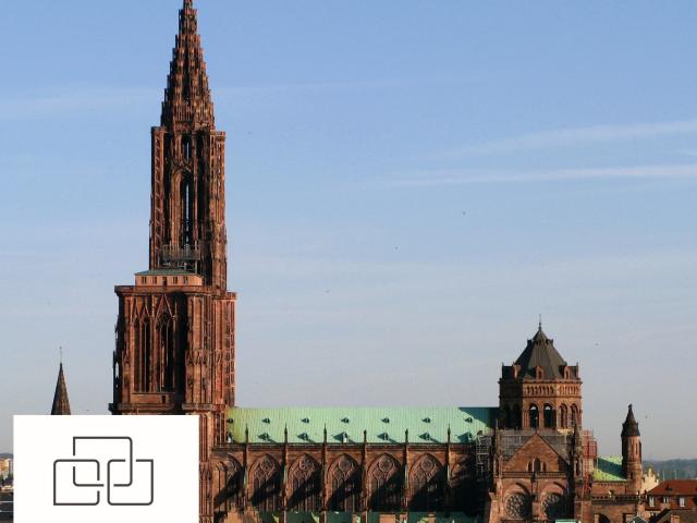 Studio Strasbourg centre dernier étage état neuf