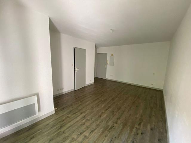 Studio Poitiers De La Croix 30.37 m²