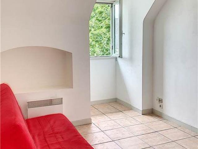 STUDIO PAU Proche Verdun Vue Dégagée