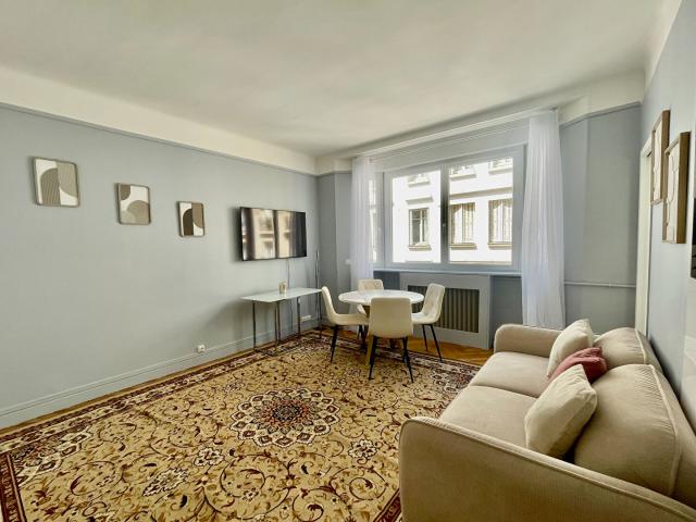 studio Paris 16ème, Trocadéro