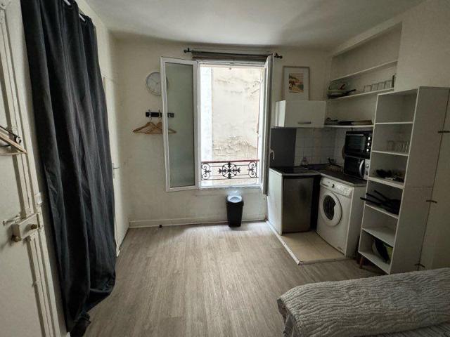 Studio paris 17