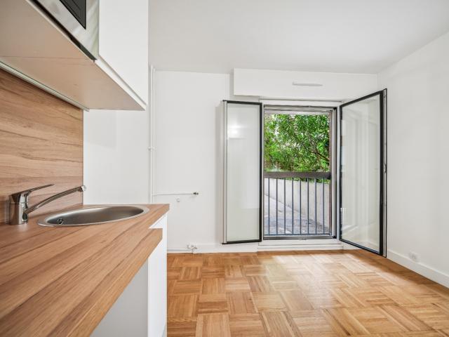 Studio Paris 20e