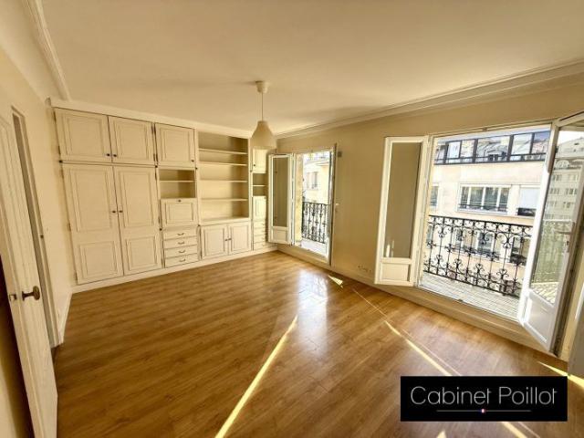 Studio Paris