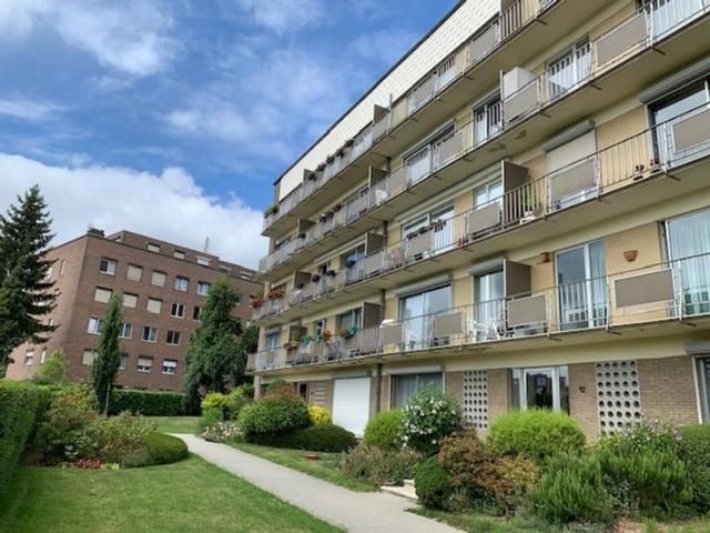 Studio penthouse avec terrasse spacieuse et magnifique vue