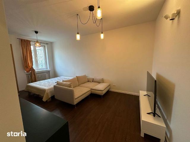 Studio Prima Inchiriere Aproape de Metrou