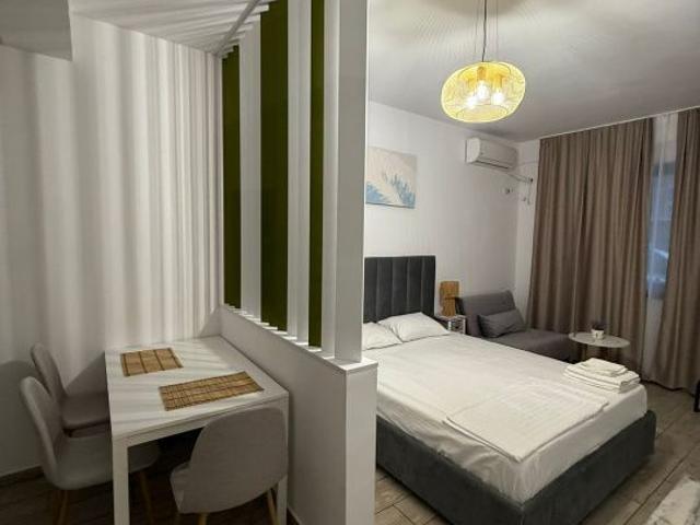 Studio | prima linie | Mamaia Sat | Building Stefan