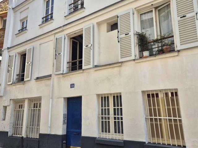 STUDIO PROCHE REPUBLIQUE