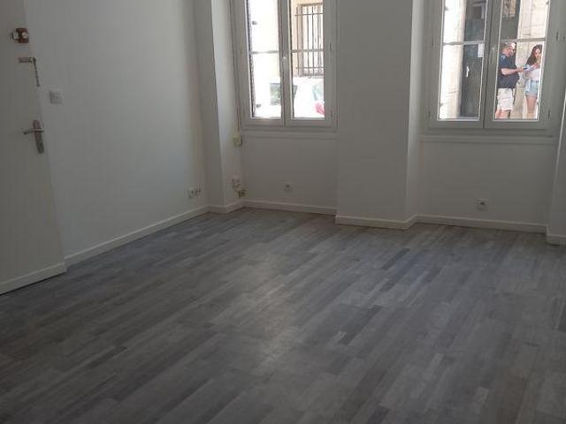 Studio proche Victoire