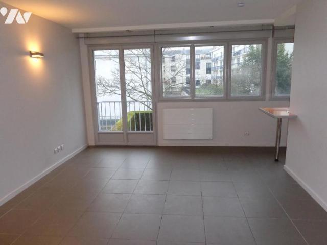 STUDIO QUARTIER GRASLIN SURFACE 29 M²