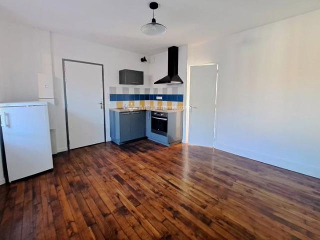 STUDIO QUARTIER SAINTE CECILE