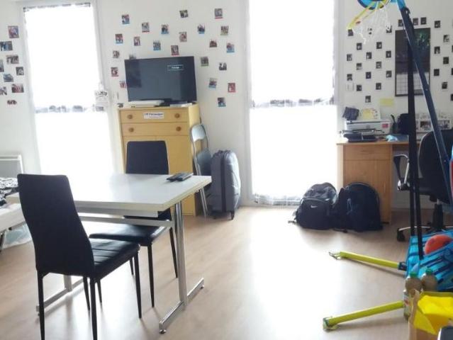STUDIO QUARTIER PONT DU CENS SURFACE 25,70 M²