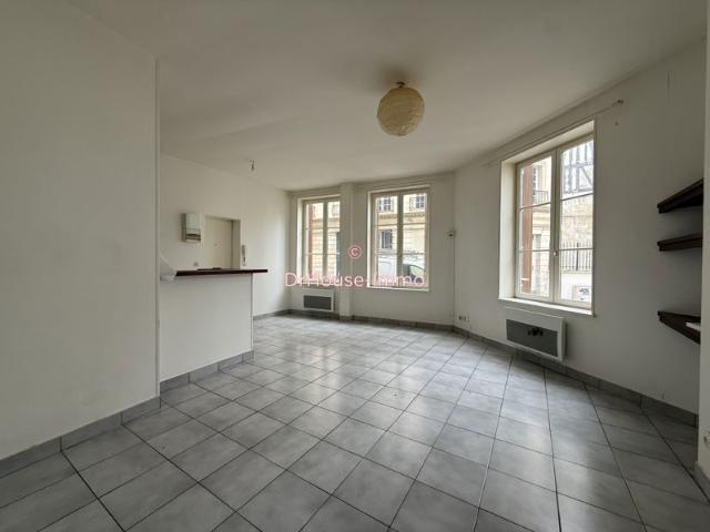 STUDIO ROUEN HOTEL DE VILLE