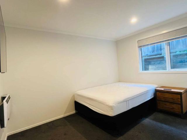 Studio Room for Rent!