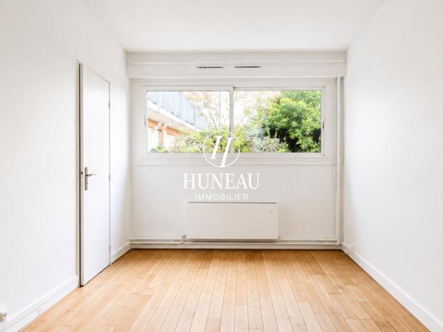 STUDIO REFAIT À NEUF