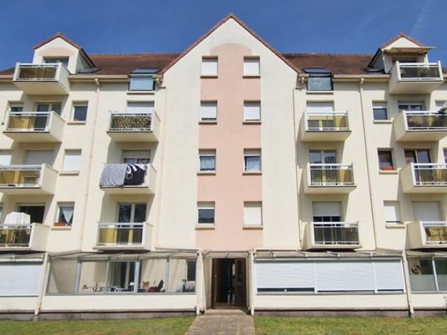 Studio refait à neuf Proche gare Parking et cave secteur Mantes la Jolie