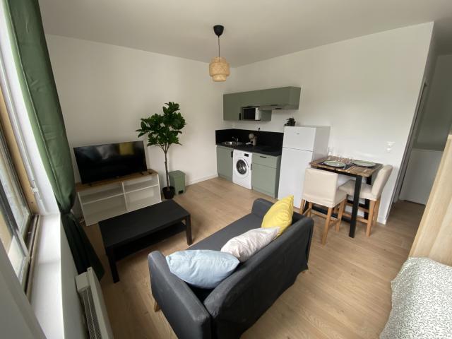 Studio refait à neuf Secteur Cours Fauriel