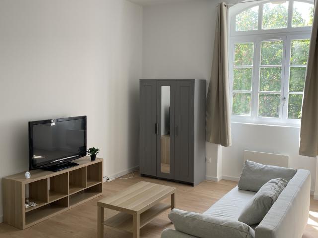 Studio refait à neuf Secteur Fourneyron