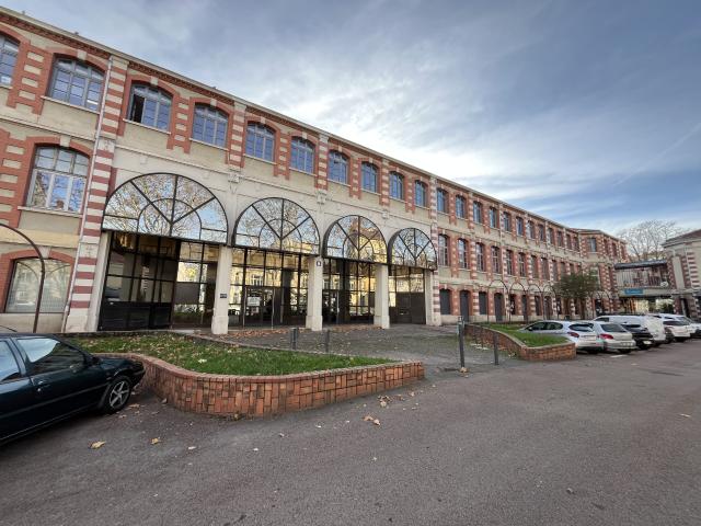 STUDIO RENOVE NEUF 34m2 CENTRE VILLE