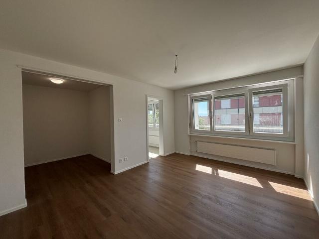 Studio rénové au 2ème étage à louer à Peseux