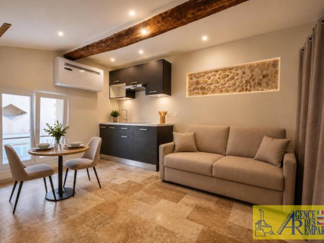 Studio rénové avec mezzanine Vieil Antibes
