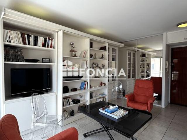 Studio rénové à 100 m de la plage – Résidence avec gardien, terrasse plein sud