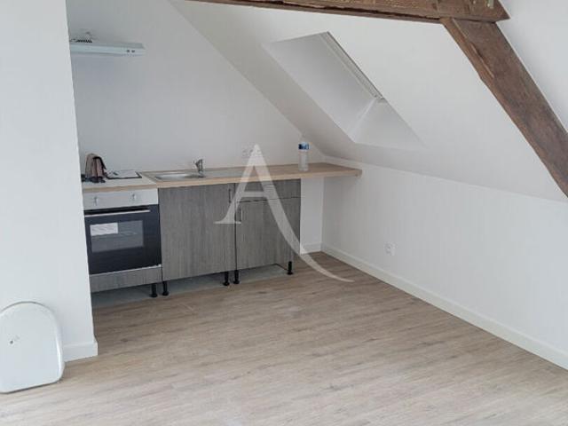 Studio rénové à neuf