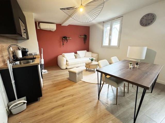 Studio rénové à neuf revenus 7500e/an Illkirch