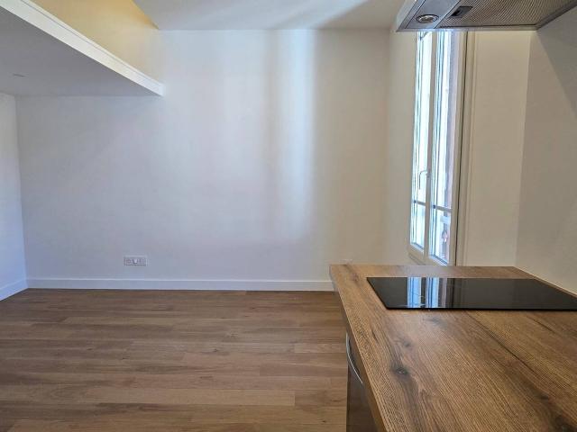 Studio rénové à vendre Rue du Docteur Pierre Richelmi, locatio