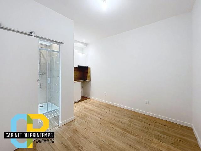 Studio rénové de 15.08 m² Carmes