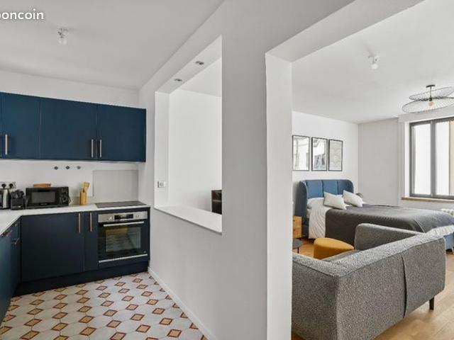 Studio Rénové Quartier Champs Elysées Paris 8