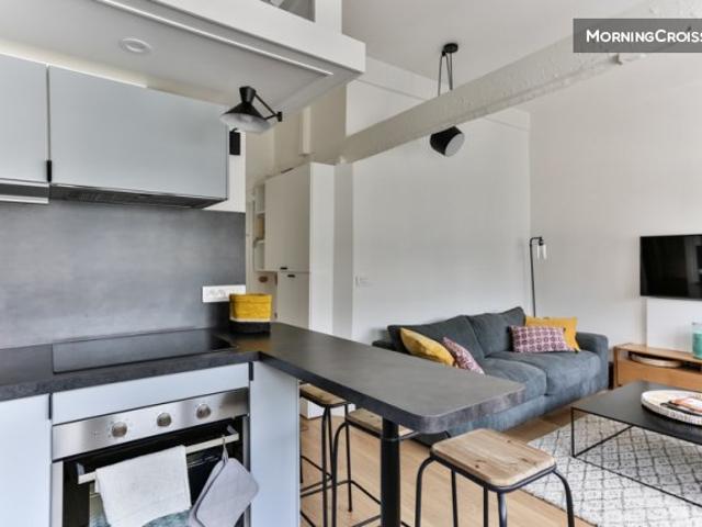 Studio rénové St Lazare