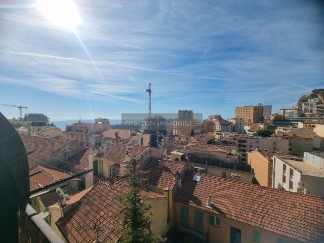 STUDIO RENOVE SECTEUR CALME