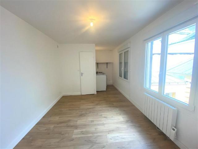 Studio rénové 17 m² — Angers