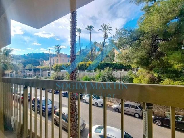 Studio Résidence avec piscine MENTON Garavan