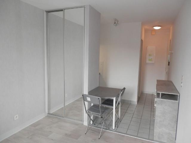 Studio rue Carnot 17m²