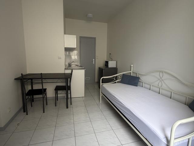 STUDIO RUE DU PUITS CI PRES