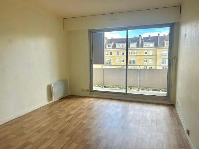STUDIO / RUE LUDOVIC TRARIEUX