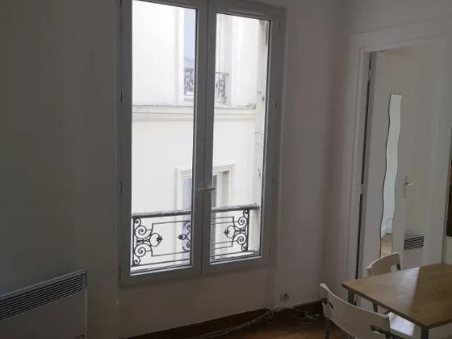 STUDIO RUE SAMBRE ET MEUSE PARIS 10ème 19.31M²