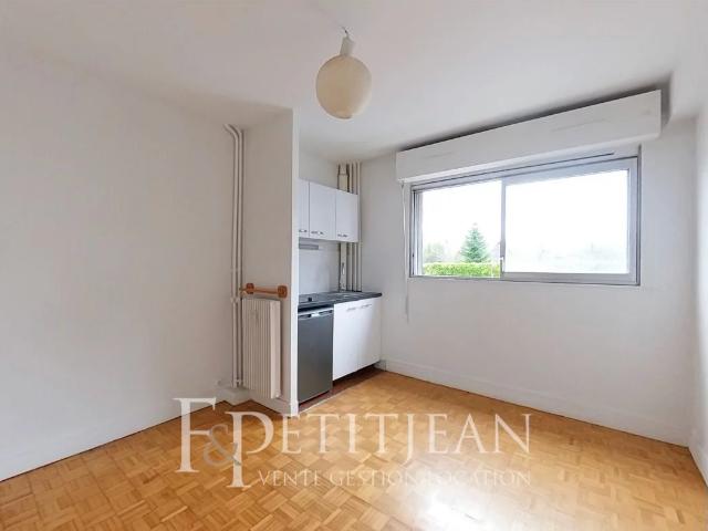 STUDIO RUEIL MALMAISON