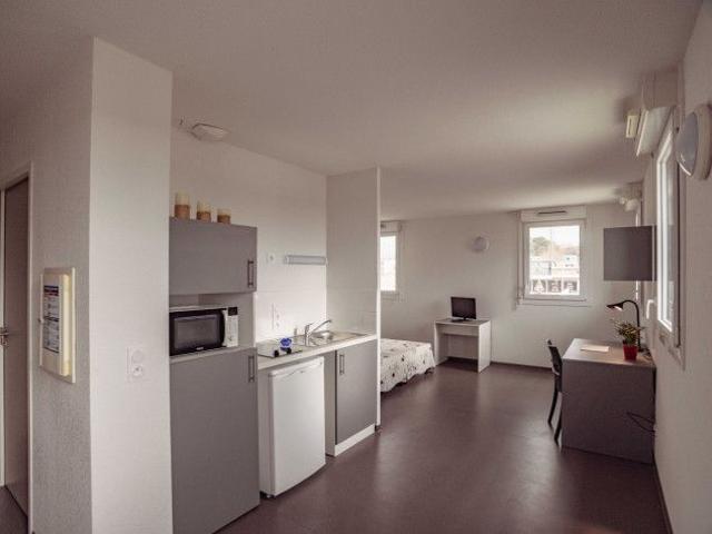 Studio T1 17 à 20m2 meublé et équipé