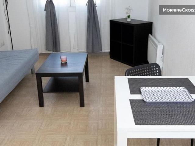 Studio tout équipé en résidence