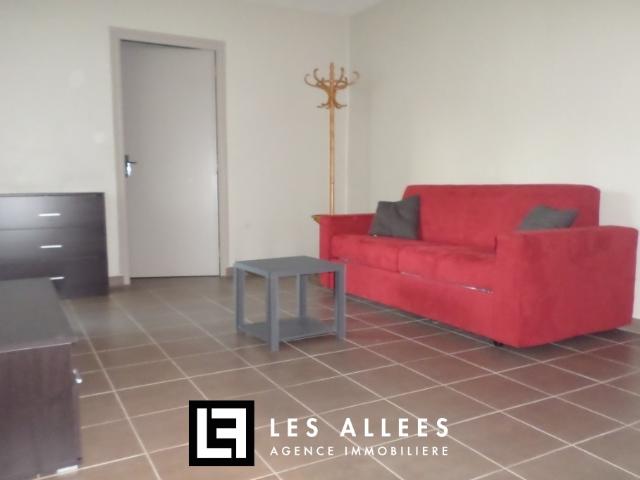 STUDIO TOUTES CHARGES COMPRISES Location PUYGIRON 26160