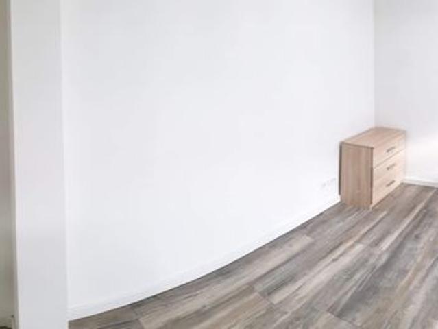 Studio te huur 1100 euro