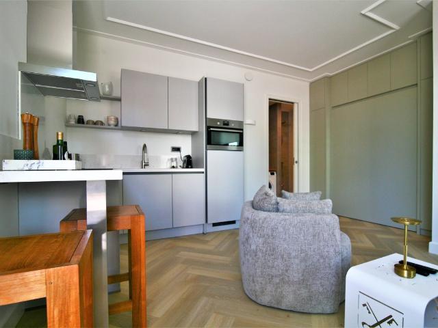 Studio te huur Langegracht in Leiden voor € 1.649