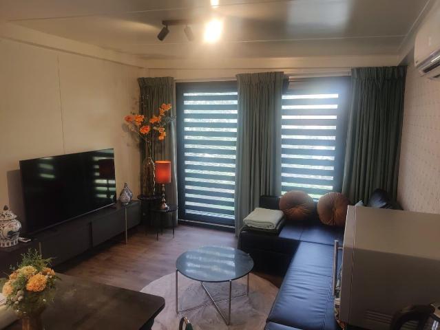Studio te huur Marnestraat in Den Haag voor € 1.400