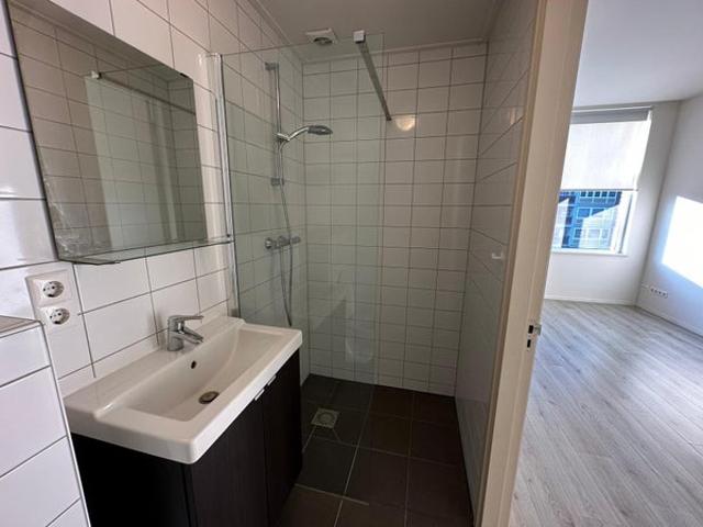 Studio te huur Pluvierstraat in Enschede voor € 775